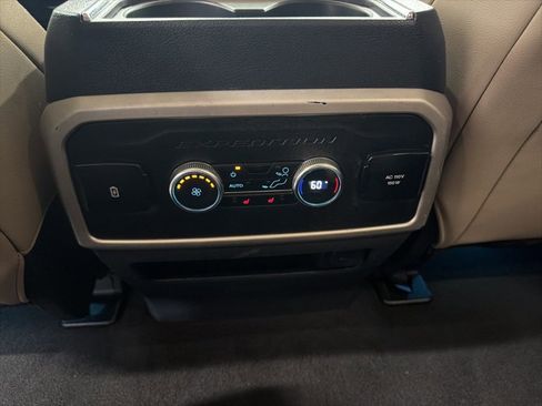 Used 2024 Ford Expedition Max Limited AWD/4WD image 15