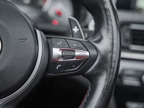 Used 2016 BMW M6 Convertible image 37