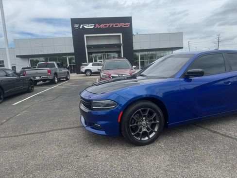 Used 2018 Dodge Charger GT w/ Blacktop Package AWD/4WD image 3