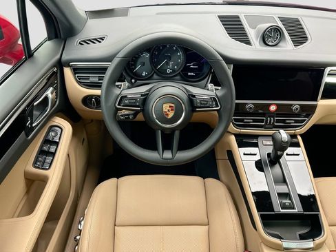 Certified 2026 Porsche Macan AWD/4WD image 13