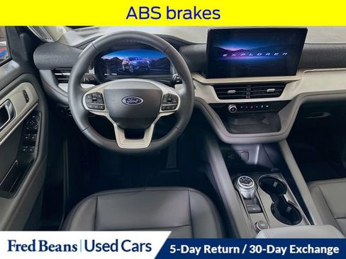 Certified 2026 Ford Explorer Active AWD/4WD image 29