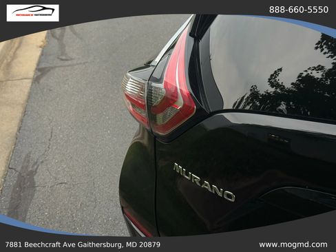 Used 2018 Nissan Murano SV AWD/4WD image 3
