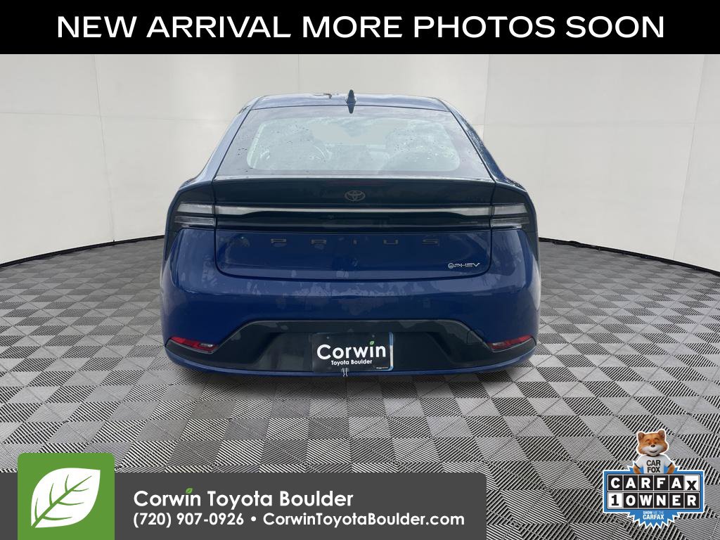 Used 2025 Toyota Prius Plug-In Hybrid FWD image 6