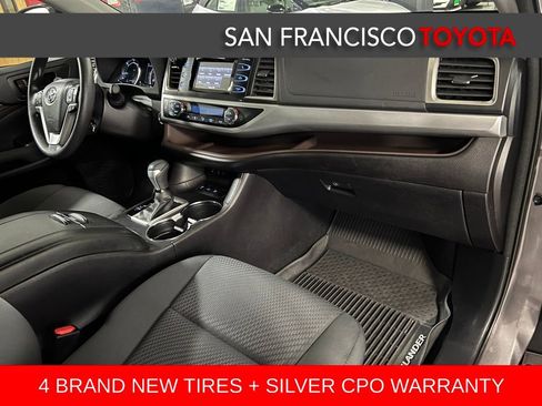 Certified 2017 Toyota Highlander LE image 23