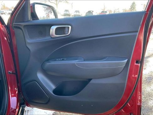 New 2026 Hyundai Venue SEL image 28