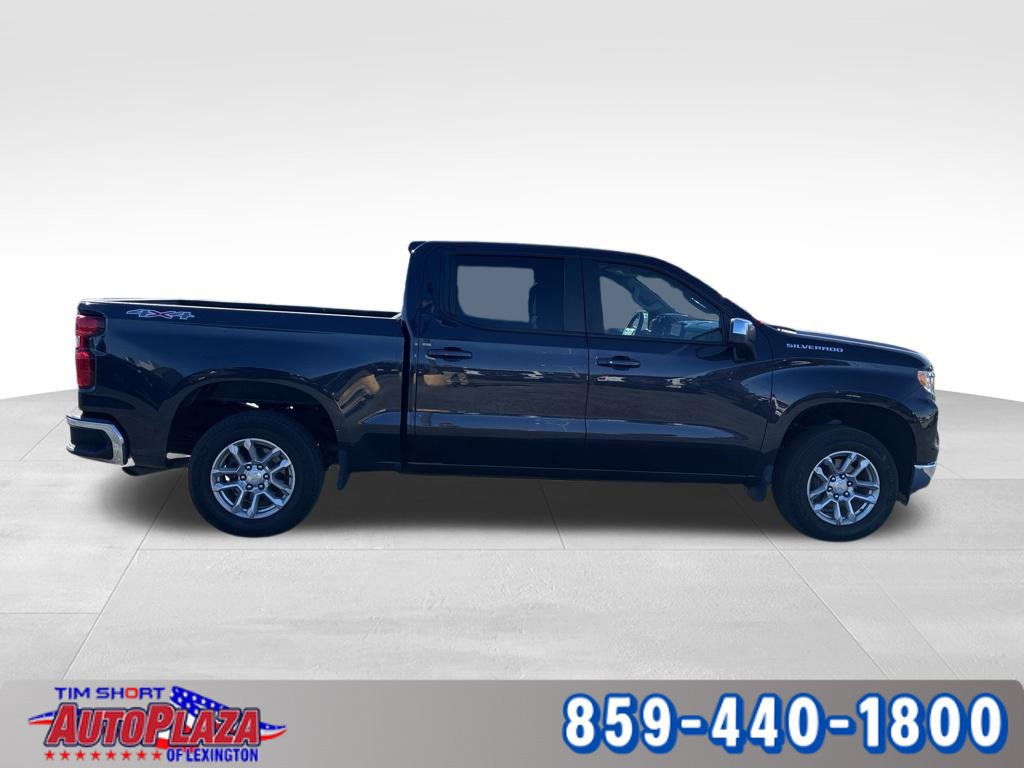 Used 2023 Chevrolet Silverado 1500 LT AWD/4WD image 7