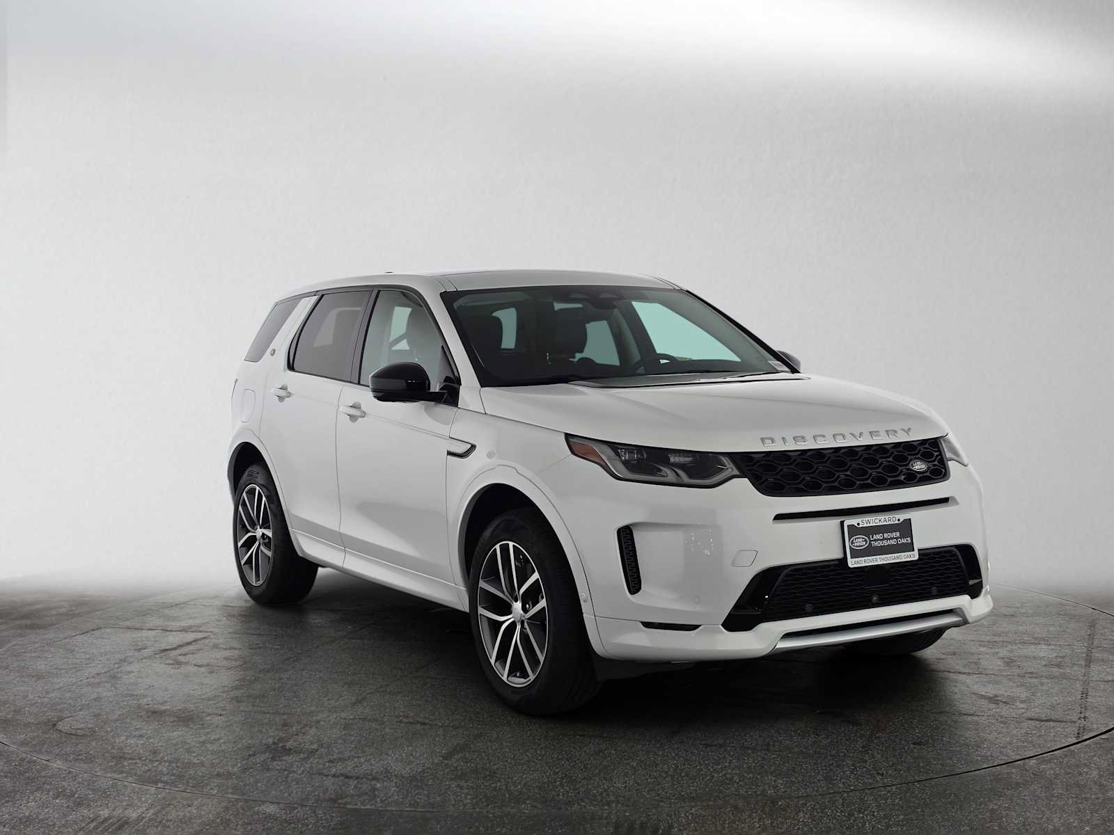 Used 2025 Land Rover Discovery Sport S AWD/4WD image 7
