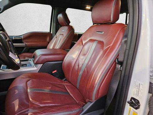 Used 2018 Ford F150 Platinum w/ Equipment Group 701A Luxury image 18