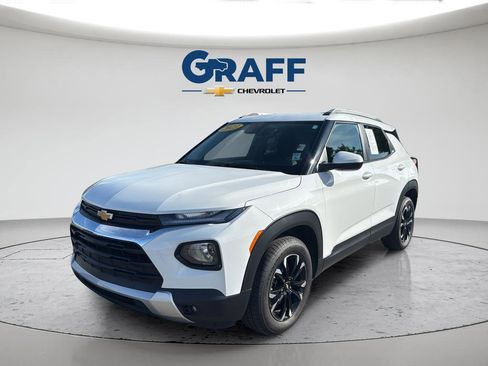 Used 2023 Chevrolet TrailBlazer LT w/ Convenience Package AWD/4WD image 1