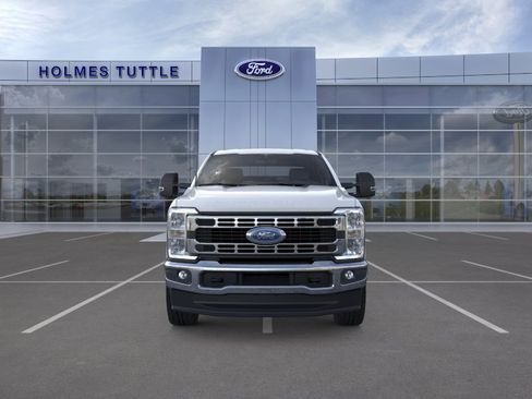 New 2026 Ford F350 XLT w/ FX4 Off-Road Package image 6