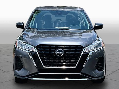 Used 2023 Nissan Kicks S FWD image 4