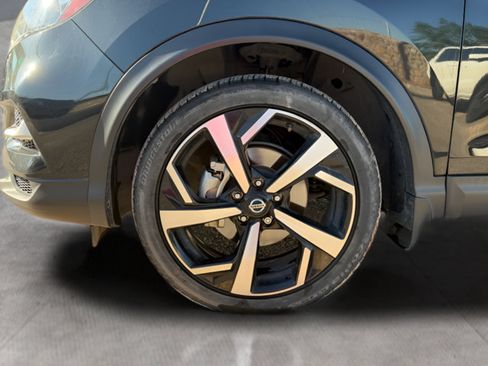 Certified 2022 Nissan Rogue Sport SL AWD/4WD image 14