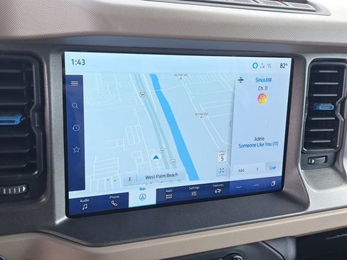 Used 2024 Ford Bronco Wildtrak image 30