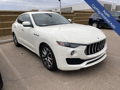 Used 2020 Maserati Levante AWD/4WD image 22