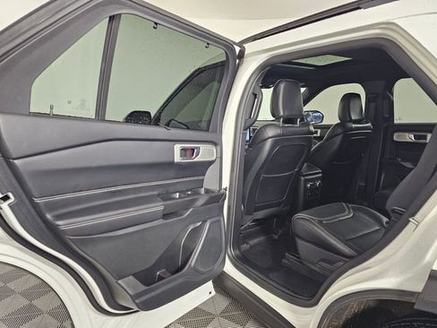 Used 2020 Ford Explorer ST w/ ST Street Pack image 19