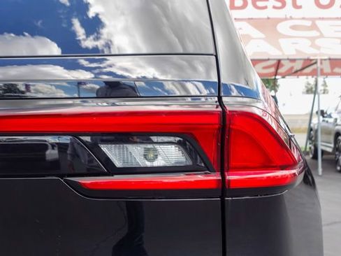 Certified 2025 Toyota Grand Highlander FWD image 9
