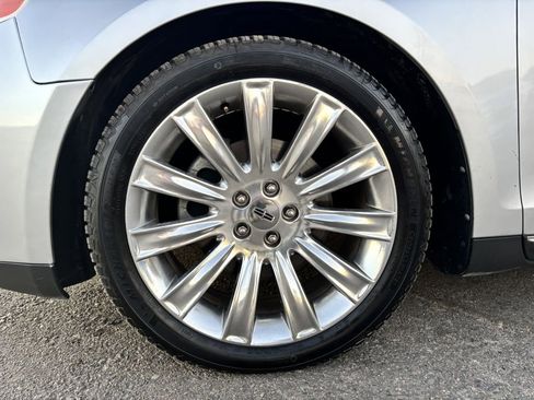 Used 2010 Lincoln MKS AWD image 29