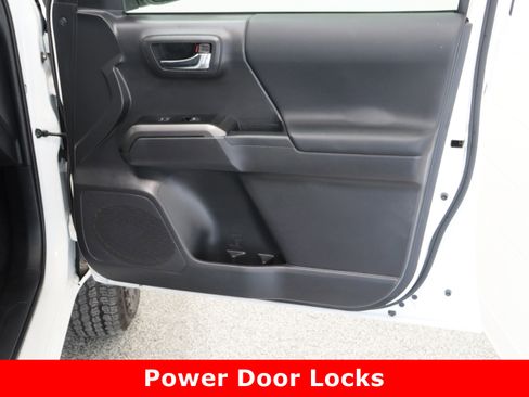 Used 2023 Toyota Tacoma TRD Off-Road w/ Technology Package image 35