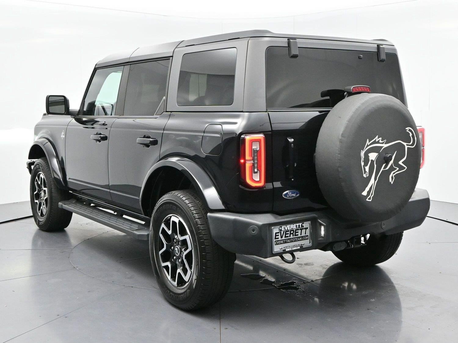 Used 2022 Ford Bronco Outer Banks AWD/4WD image 5