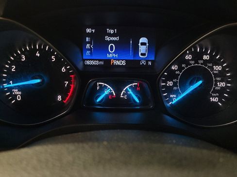 Used 2018 Ford Escape SE AWD/4WD image 23