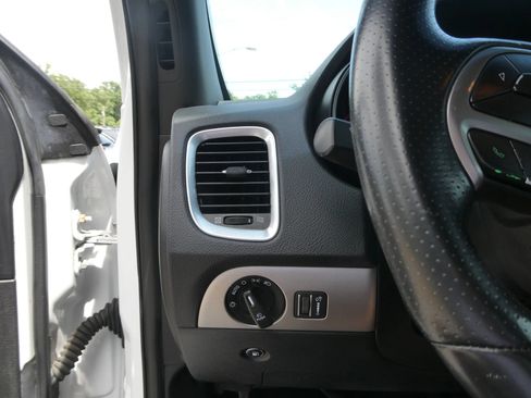 Used 2020 Dodge Durango SXT RWD image 15