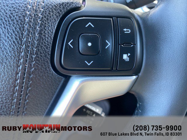 Used 2016 Toyota Highlander XLE w/ Protection Package #3 AWD/4WD image 16