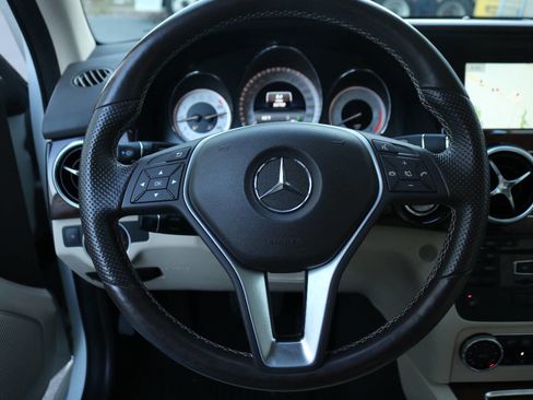 Used 2015 Mercedes-Benz GLK 350 GLK 350 4MATIC AWD 4dr SUV image 39