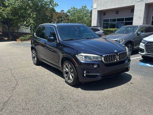 Used 2018 BMW X5 sDrive35i w/ M Sport Package RWD image 3
