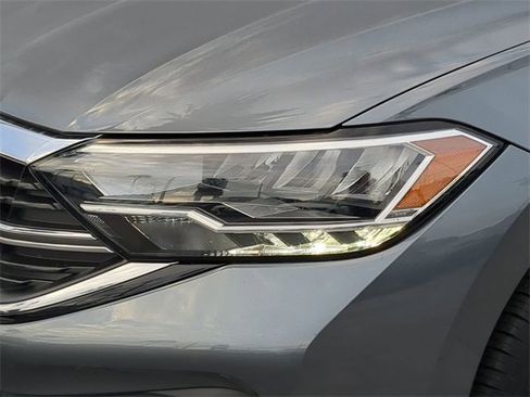 Certified 2023 Volkswagen Jetta S image 7