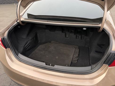 Used 2018 Chevrolet Malibu Hybrid w/ Driver Confidence Package image 20