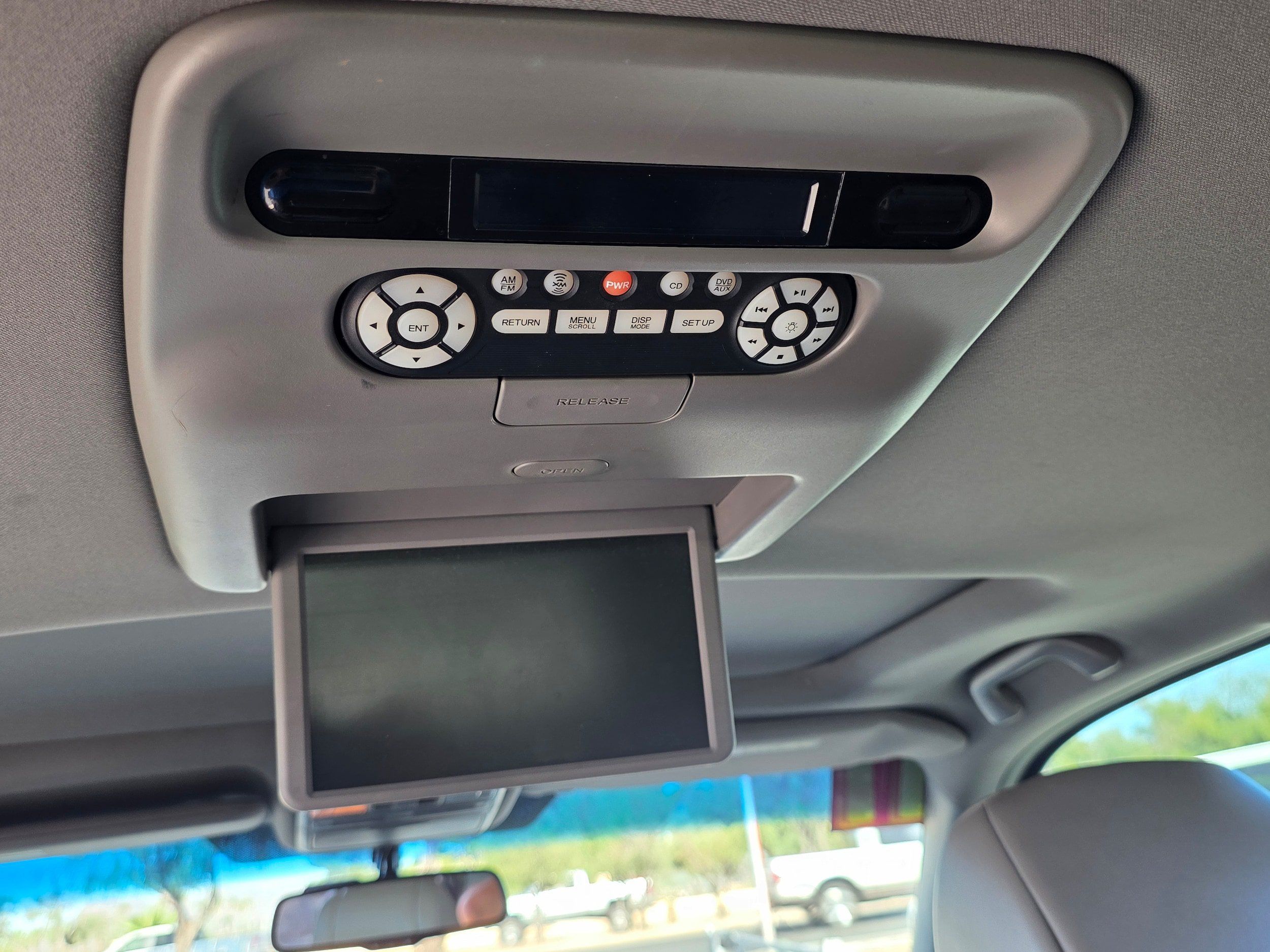 Used 2011 Honda Pilot Touring image 25