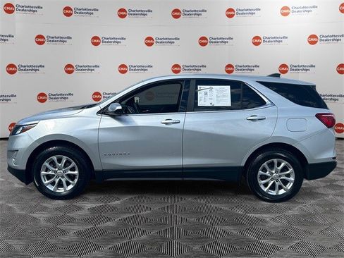 Used 2021 Chevrolet Equinox LT image 2