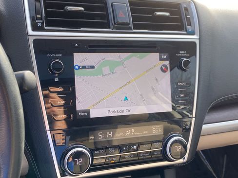 Used 2018 Subaru Outback 3.6R Limited image 31