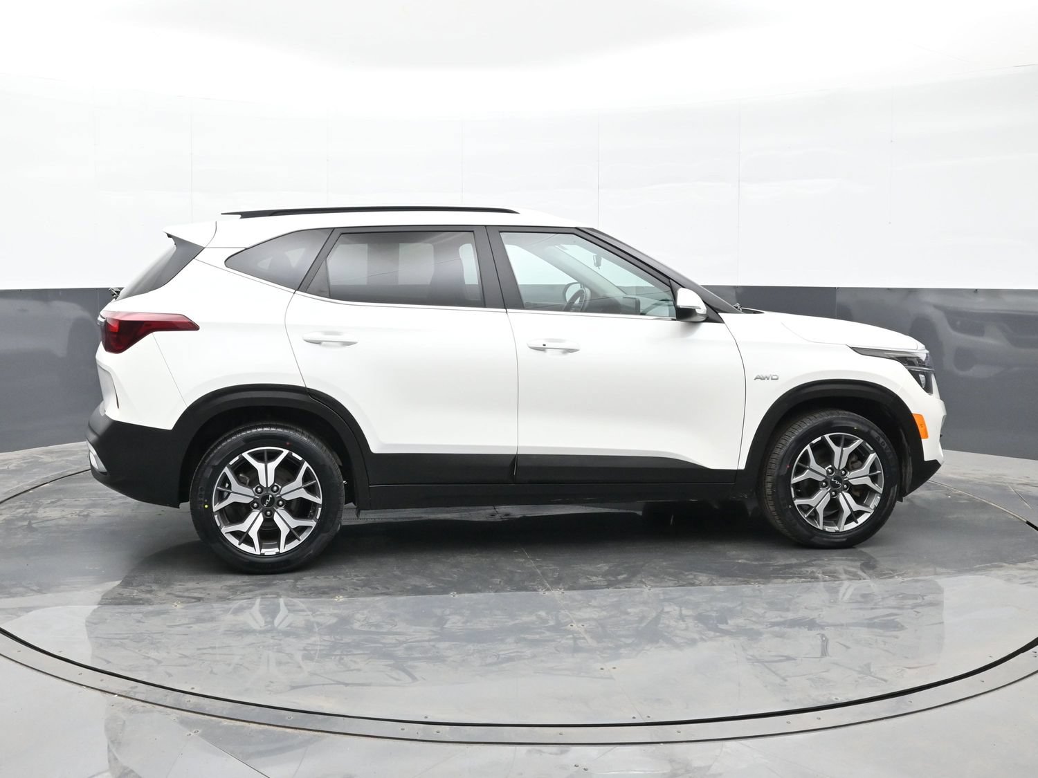 Used 2022 Kia Seltos EX AWD/4WD image 9