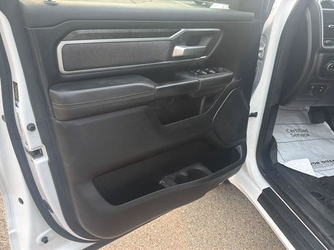 Used 2019 RAM 1500 Big Horn AWD/4WD image 12