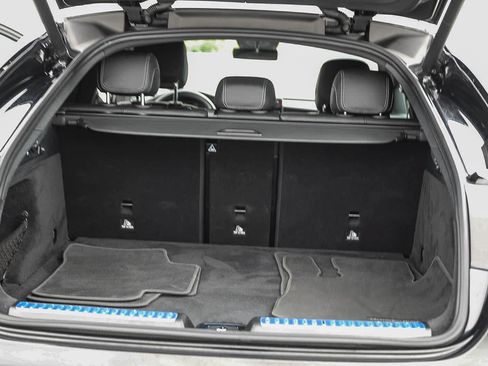 Used 2022 Mercedes-Benz GLC 300 4MATIC Coupe image 25