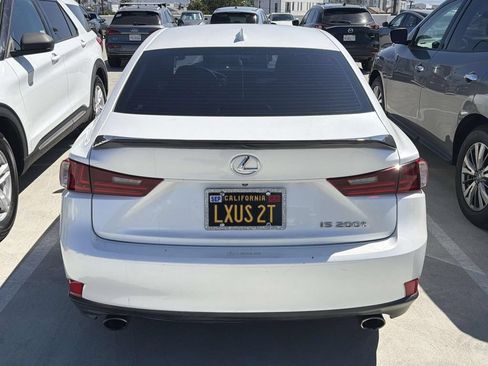 Used 2016 Lexus IS 200t RWD image 21