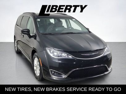 Used 2017 Chrysler Pacifica Touring-L