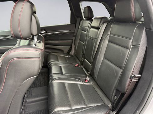 Used 2019 Jeep Grand Cherokee Trailhawk w/ Trailhawk Luxury Group image 17