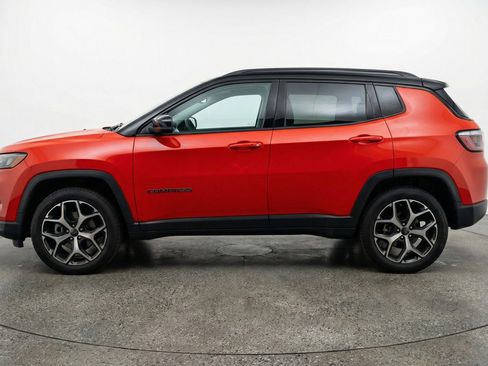 Used 2025 Jeep Compass Limited AWD/4WD image 5