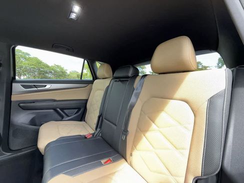 Used 2024 Volkswagen Atlas Cross Sport SE image 22