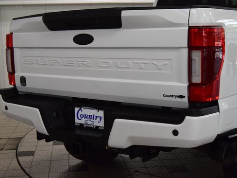 Used 2022 Ford F250 Lariat w/ Lariat Ultimate Package AWD/4WD image 23