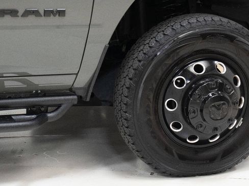 Used 2026 RAM 3500 Laramie w/ Night Edition AWD/4WD image 89