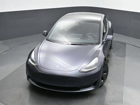 Used 2023 Tesla Model 3 Standard Range RWD image 37
