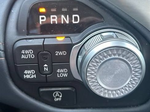 Used 2025 RAM 1500 Tungsten AWD/4WD image 10