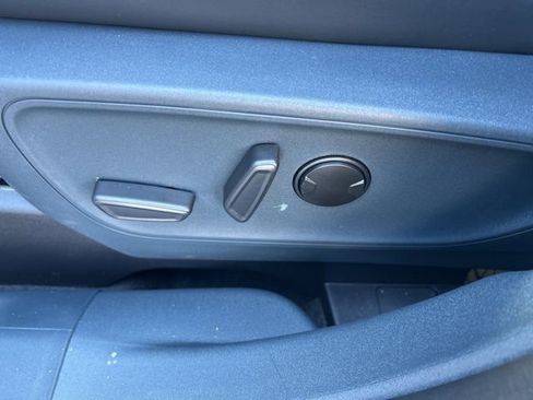 New 2026 Ford Maverick Lobo AWD/4WD image 16