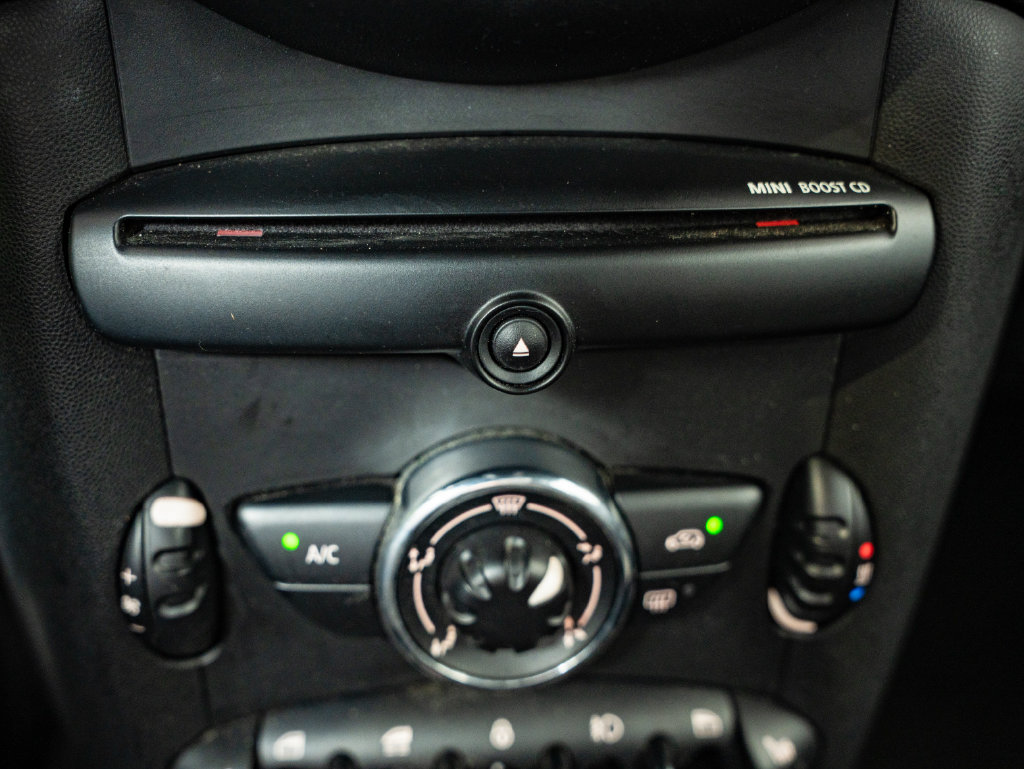 Used 2014 MINI Cooper S FWD image 29