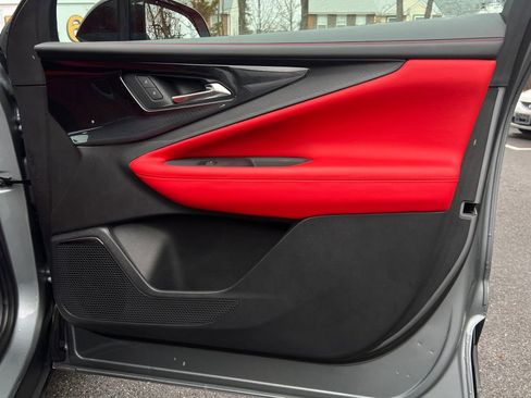 Used 2025 Chevrolet Blazer EV SS image 9