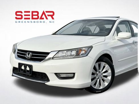 Used 2013 Honda Accord Touring image 2