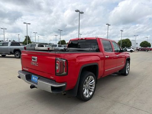 Used 2017 GMC Sierra 1500 SLT AWD/4WD image 8